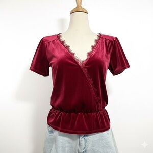 Abercrombie & Fitch Burgundy Lace Trim Top S